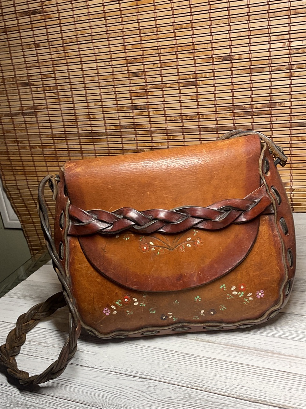 Vintage Western Style Leather Tooled Bag Southwestern 1960s shoulder saddle bag